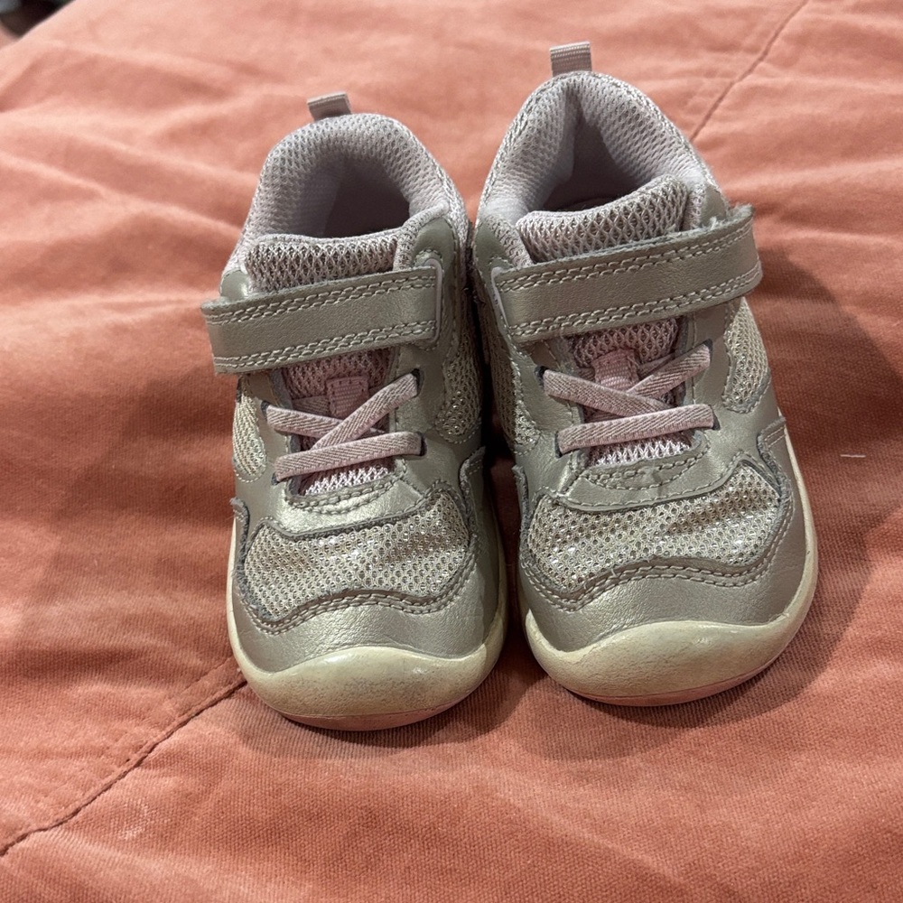 Stride Rite Winslow baby toddler girl sneakers shoes size 7 walker pink silver